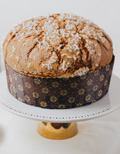 Carica l'immagine nel visualizzatore di Gallery, Panettone Fichi e noci caramellate