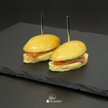 Carica l'immagine nel visualizzatore di Gallery, Apericena (min. 2 persone*)