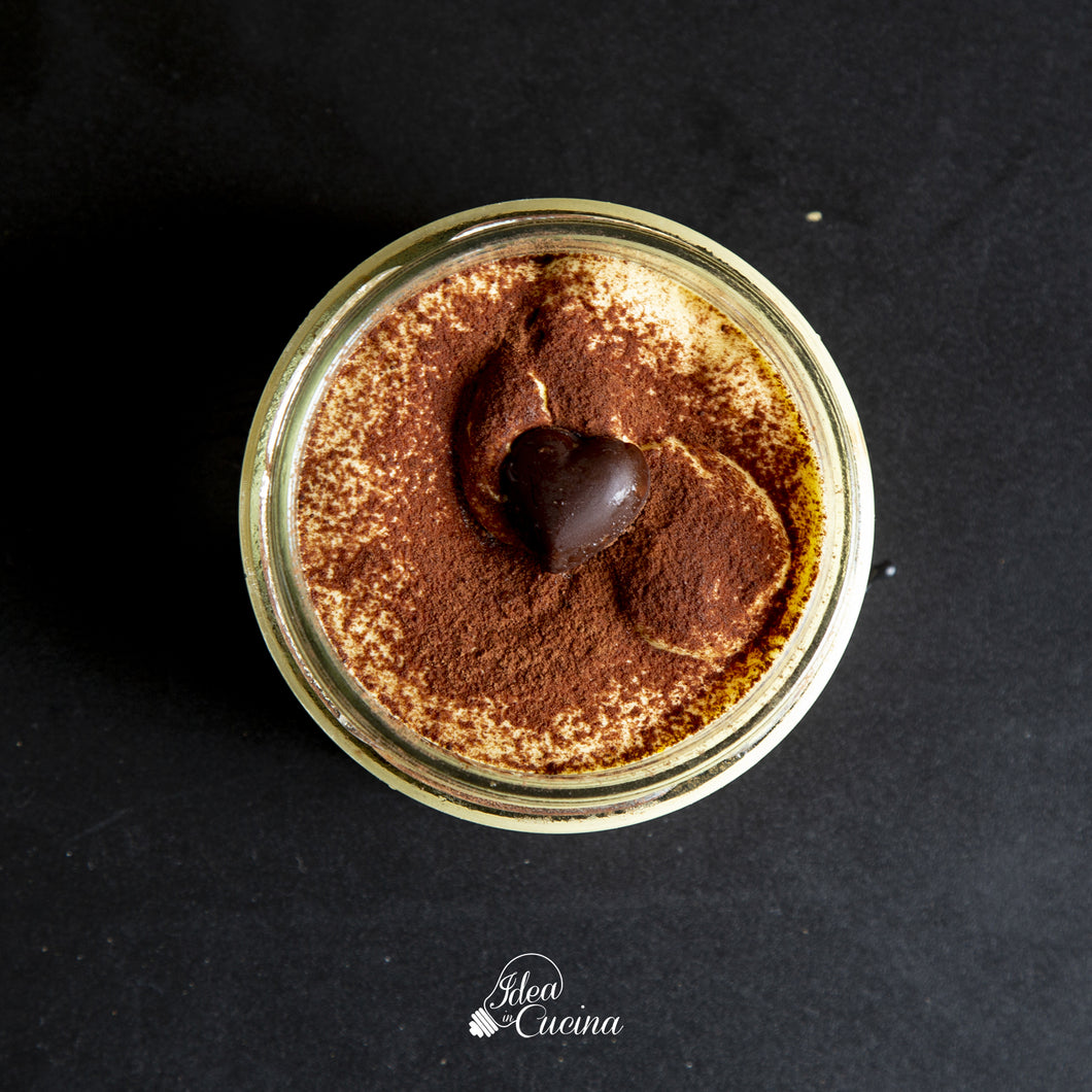 Tiramisù con cuore liquido
